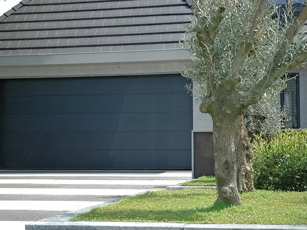 moderne poorten stalen sectionale poorten met individueel uiterlijk garage ook voor hoge voertuigen