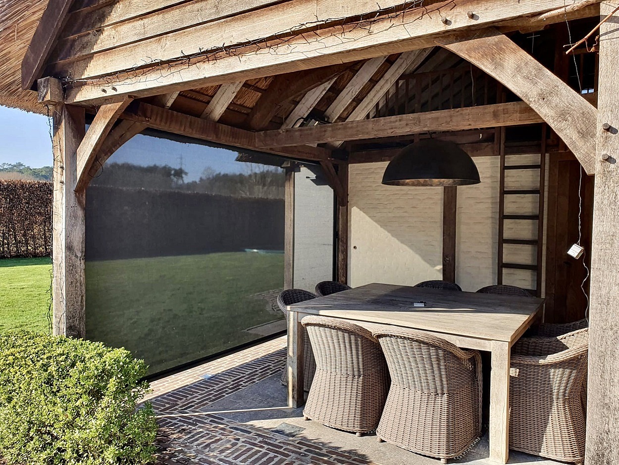 Screen V550 Kasterlee - solar screens op zonne-energie