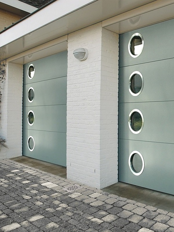 Sectionale poorten garagedeur RVS venster