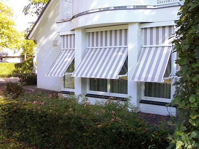stormvast uitvalscherm - klassiek - buitenzonwering - zonwering - vaste arm - ramen - aan muur bevestigd - zonnescherm - elektrische bediening
