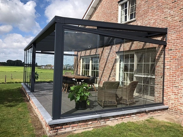 glazen overkapping Glaswand Zondereigen helder glas schuifwanden