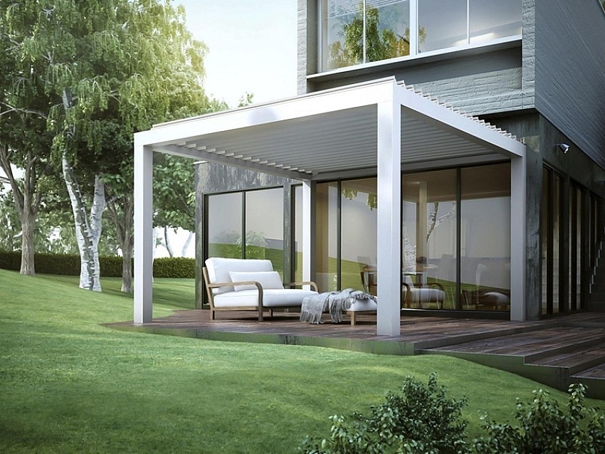 Lamellen overkapping lounge maatwerk zonwering schaduw buitenzonwering buitenleven tuin